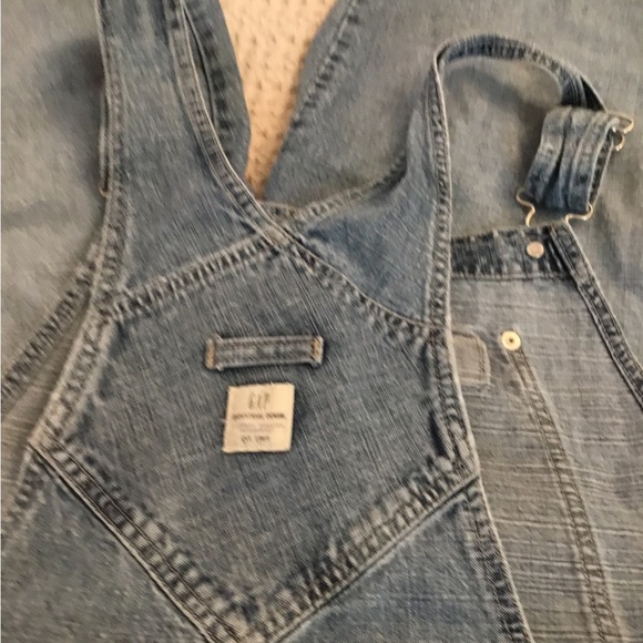 Gap cropped overalls - Picture 3 of 6